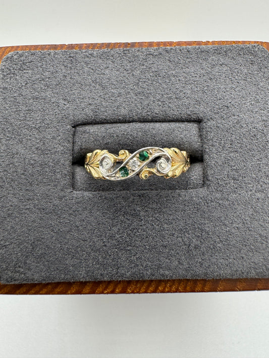 9ct gold emerald and diamond gypsy ring