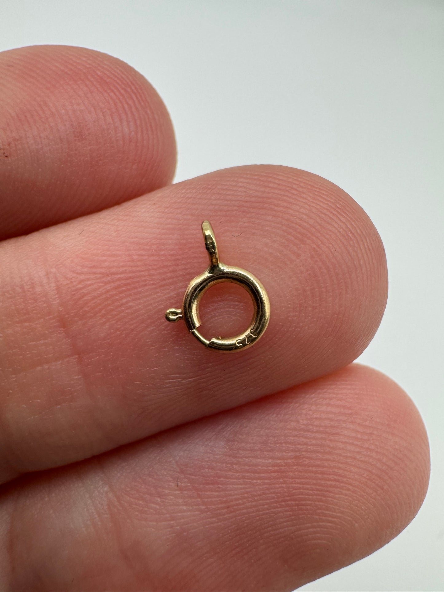 9ct gold bolt clasp 5