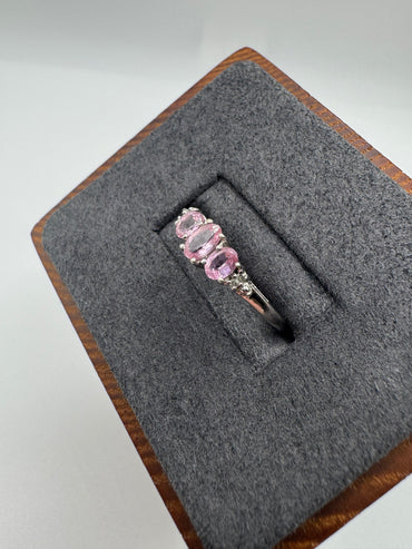 9ct white gold pink sapphire and diamond ring