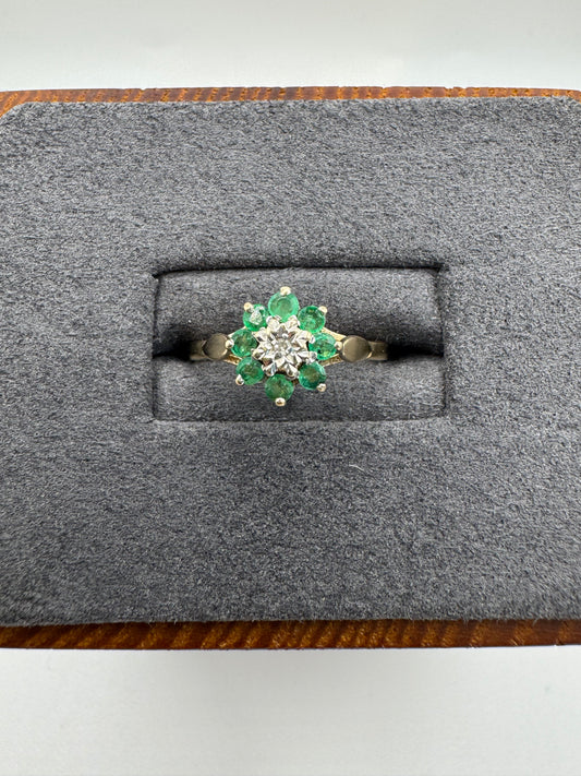 9ct gold emerald and diamond ring