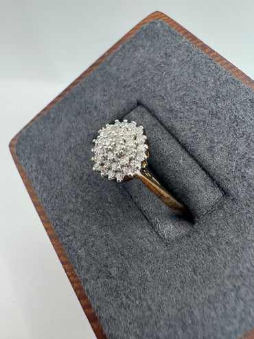 9ct gold 25 point diamond cluster ring