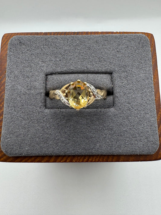 9ct gold citrine and diamond ring