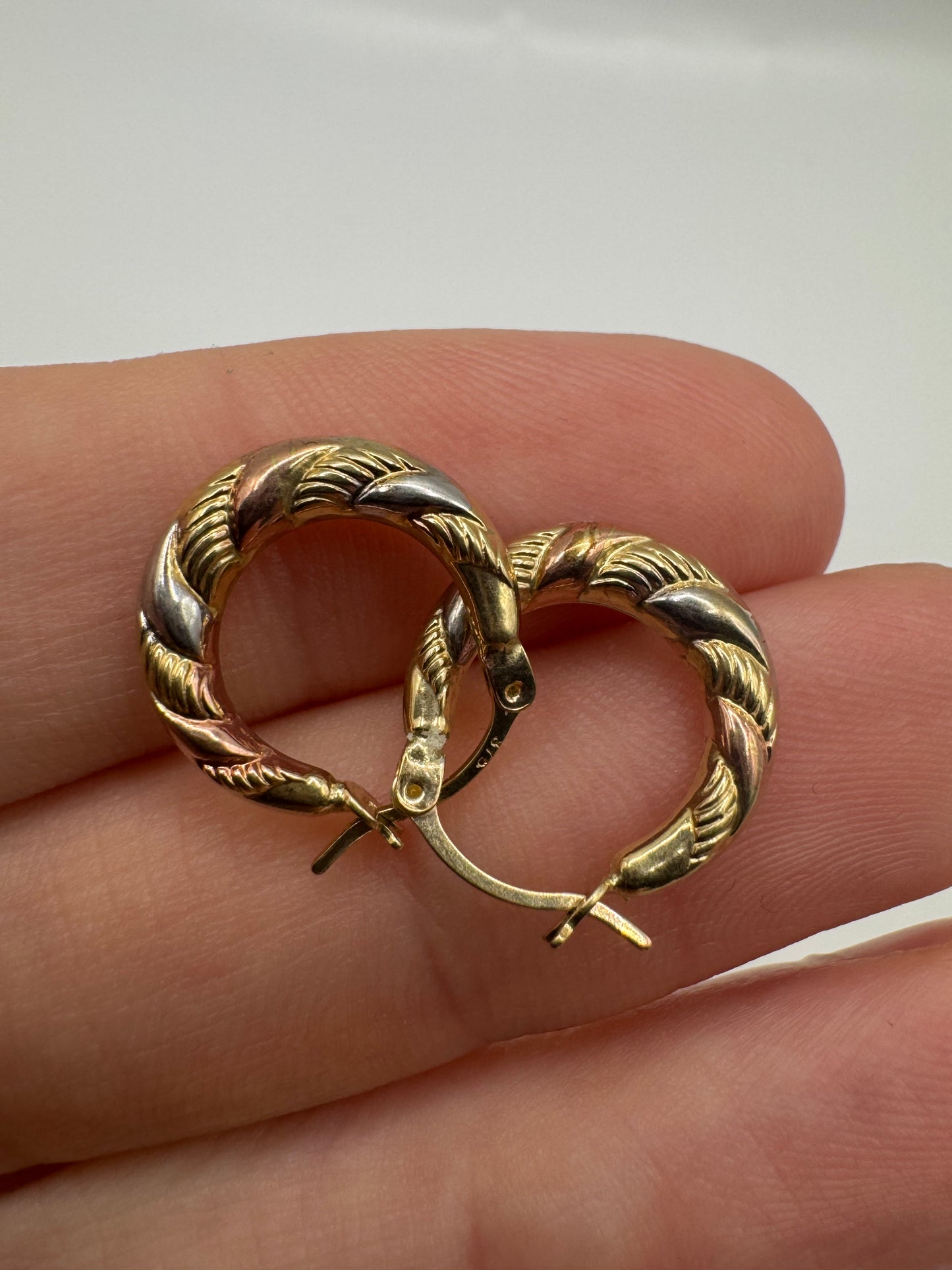 9ct tri-gold patterned creole earrings