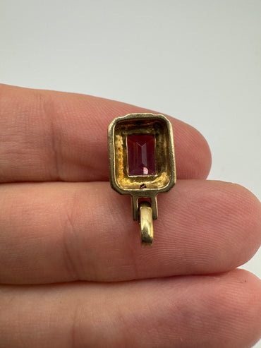 9ct gold amethyst and diamond pendant