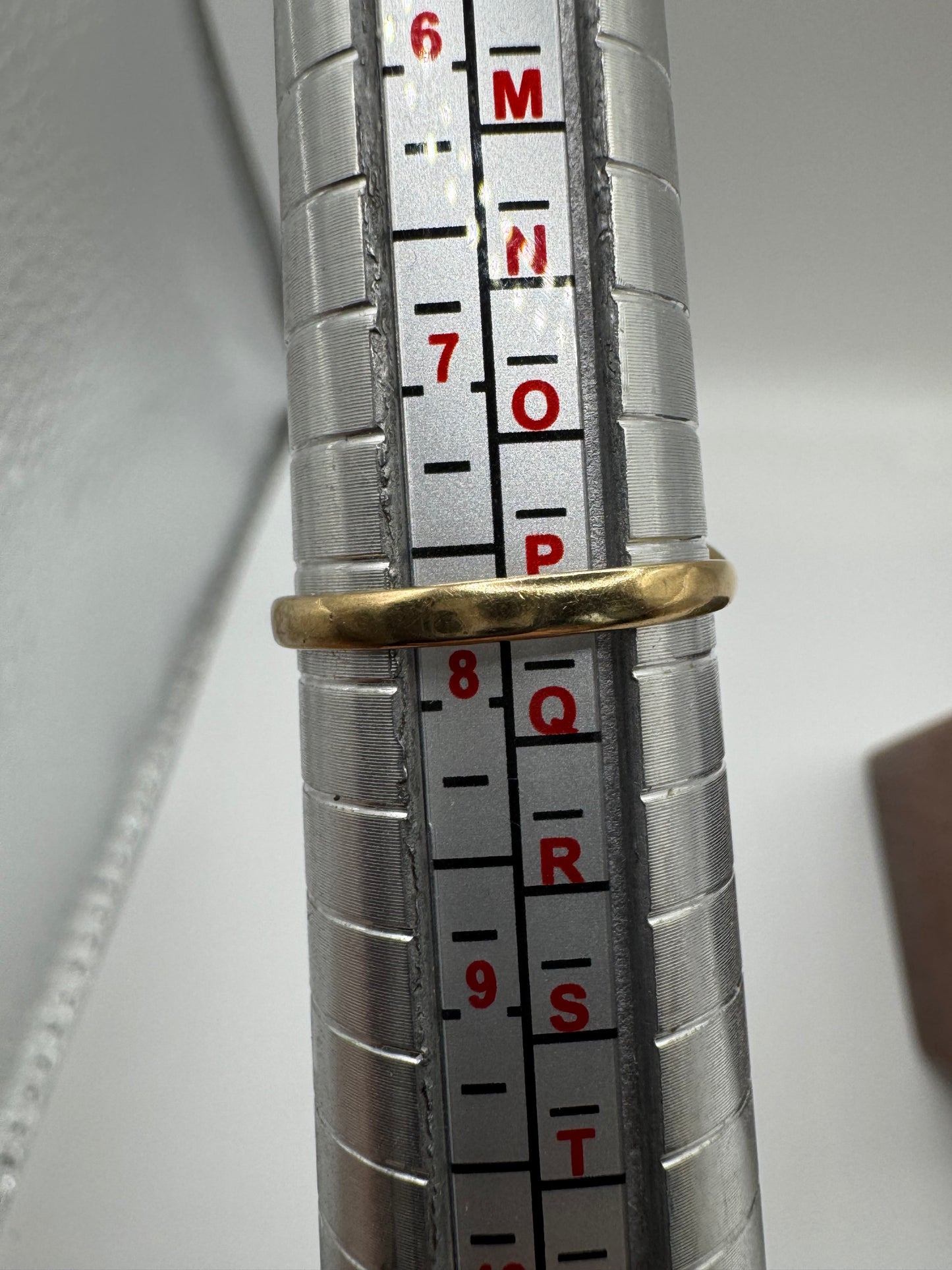 9ct gold garnet 4 leaf clover ring