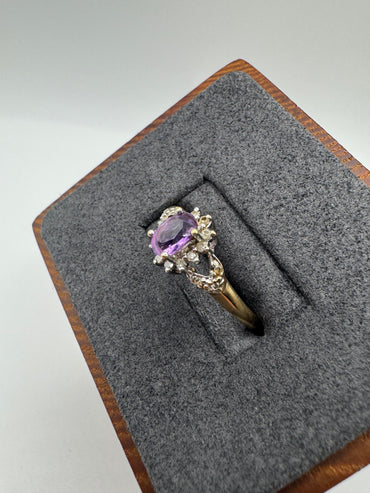 9ct gold amethyst and diamond ring