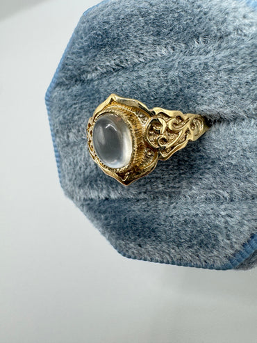 9ct gold engraved moonstone ring