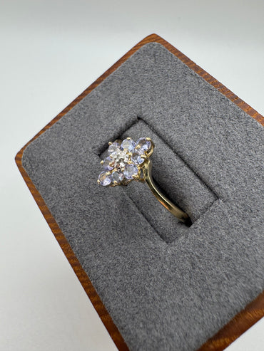9ct gold tanzanite and diamond ring