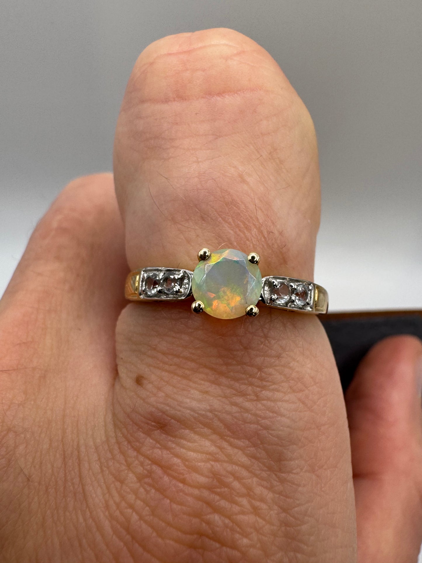 9ct gold opal and zircon ring