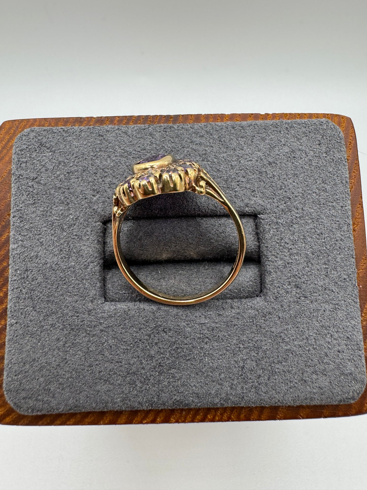 9ct gold amethyst cluster ring