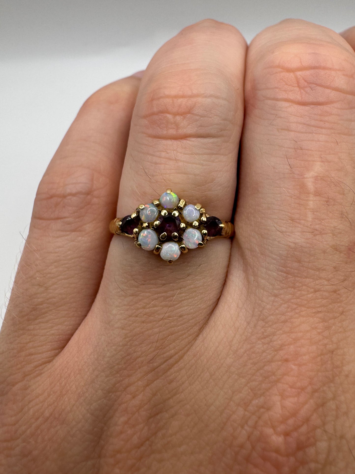 9ct gold amethyst and opal ring