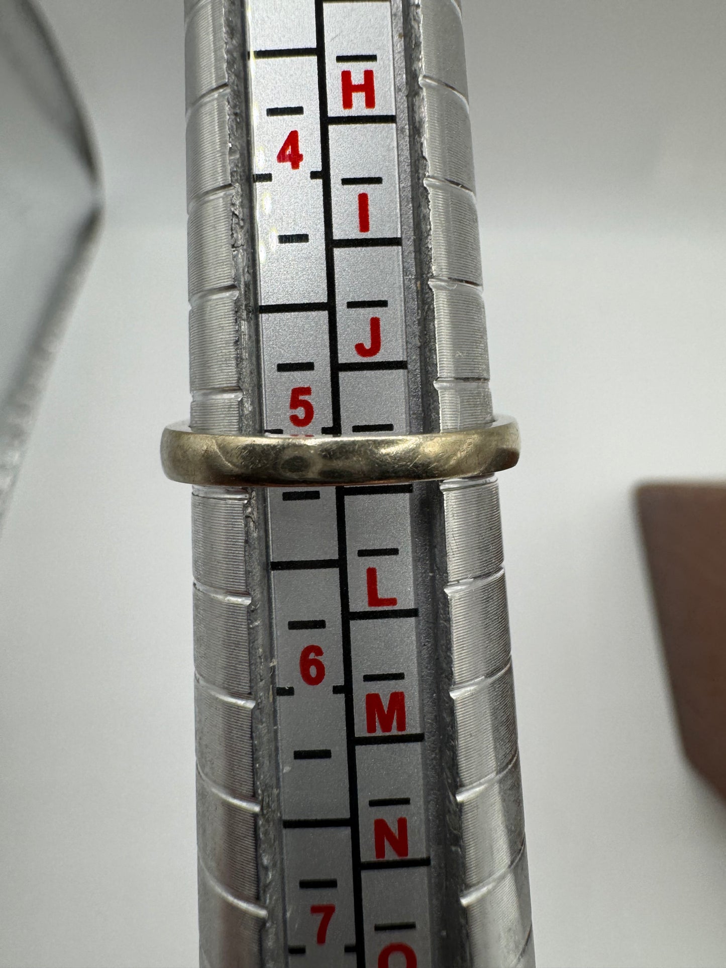 9ct white gold 0.33ct diamond ring