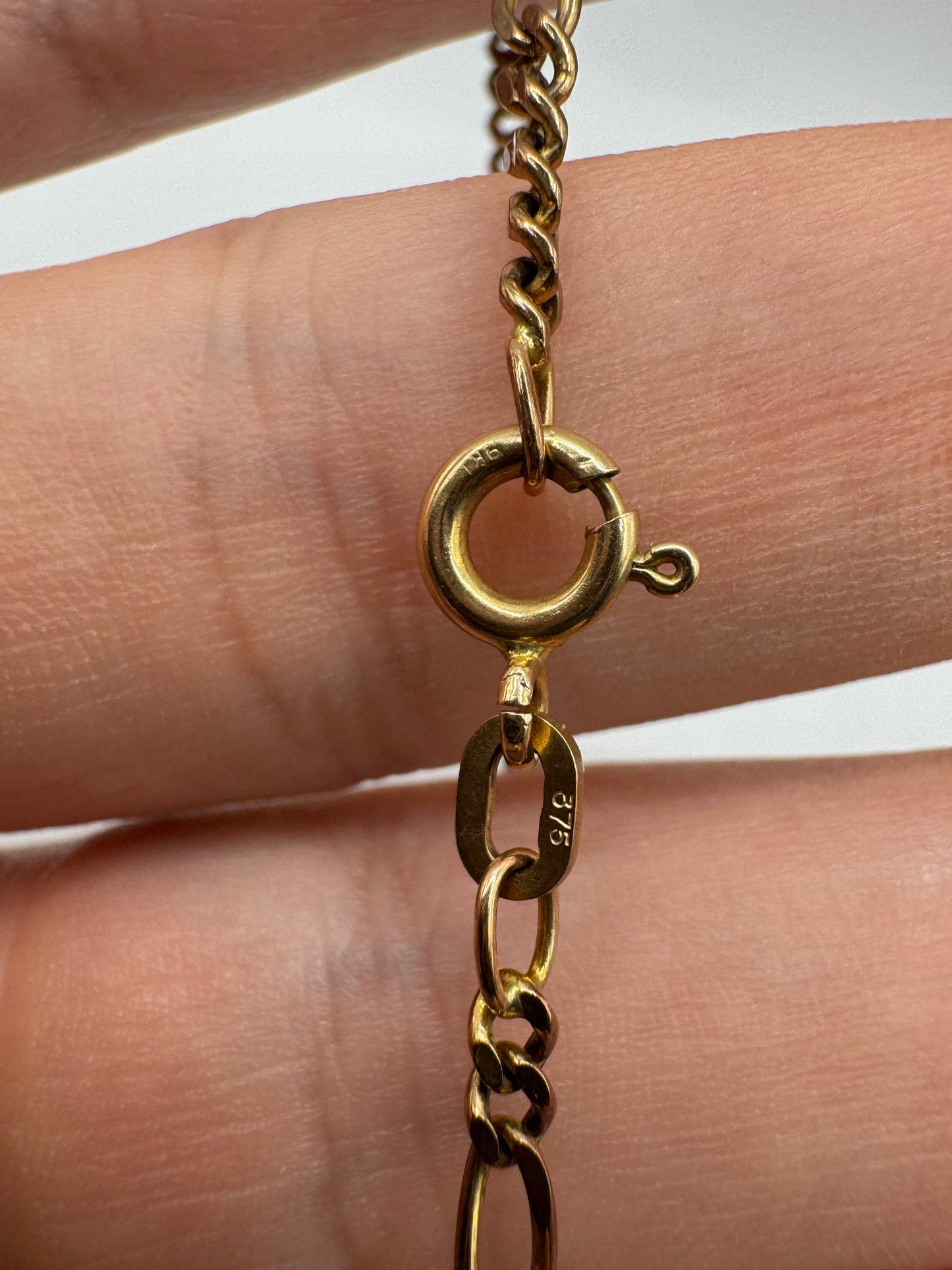 9ct gold bracelet 7