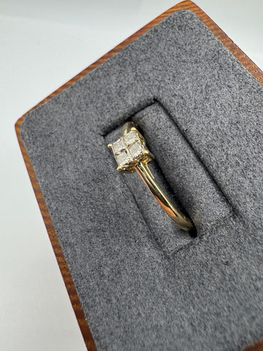 9ct gold 0.25ct diamond ring