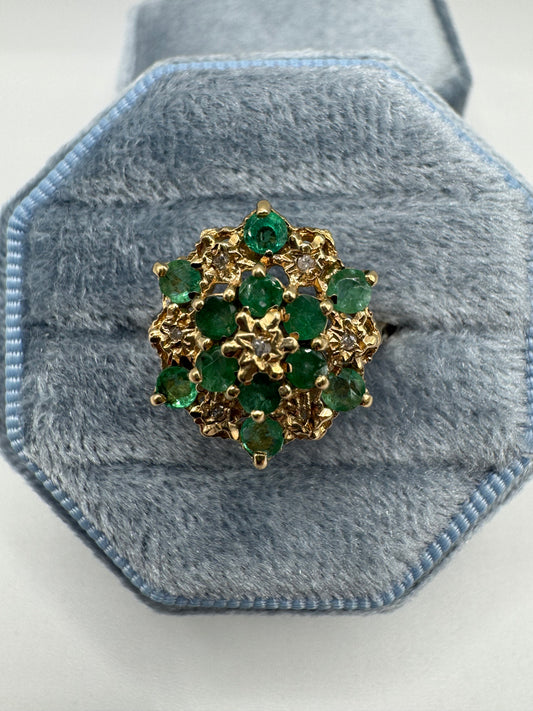 9ct gold emerald and diamond cluster ring