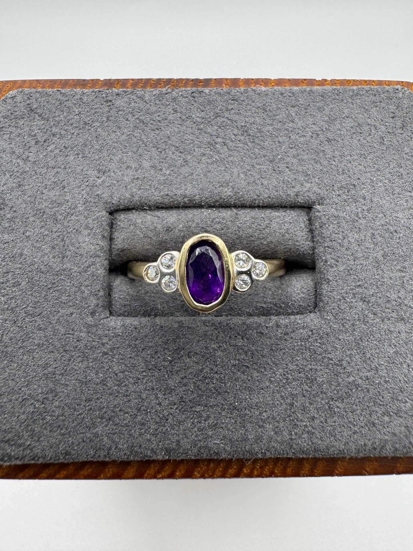 9ct gold amethyst and diamond ring