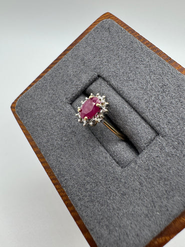 9ct gold ruby and diamond cluster ring