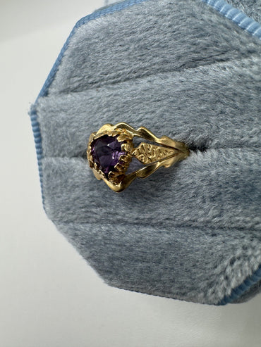 9ct gold amethyst ring