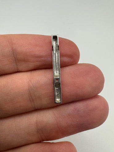 9ct white gold cz pendant