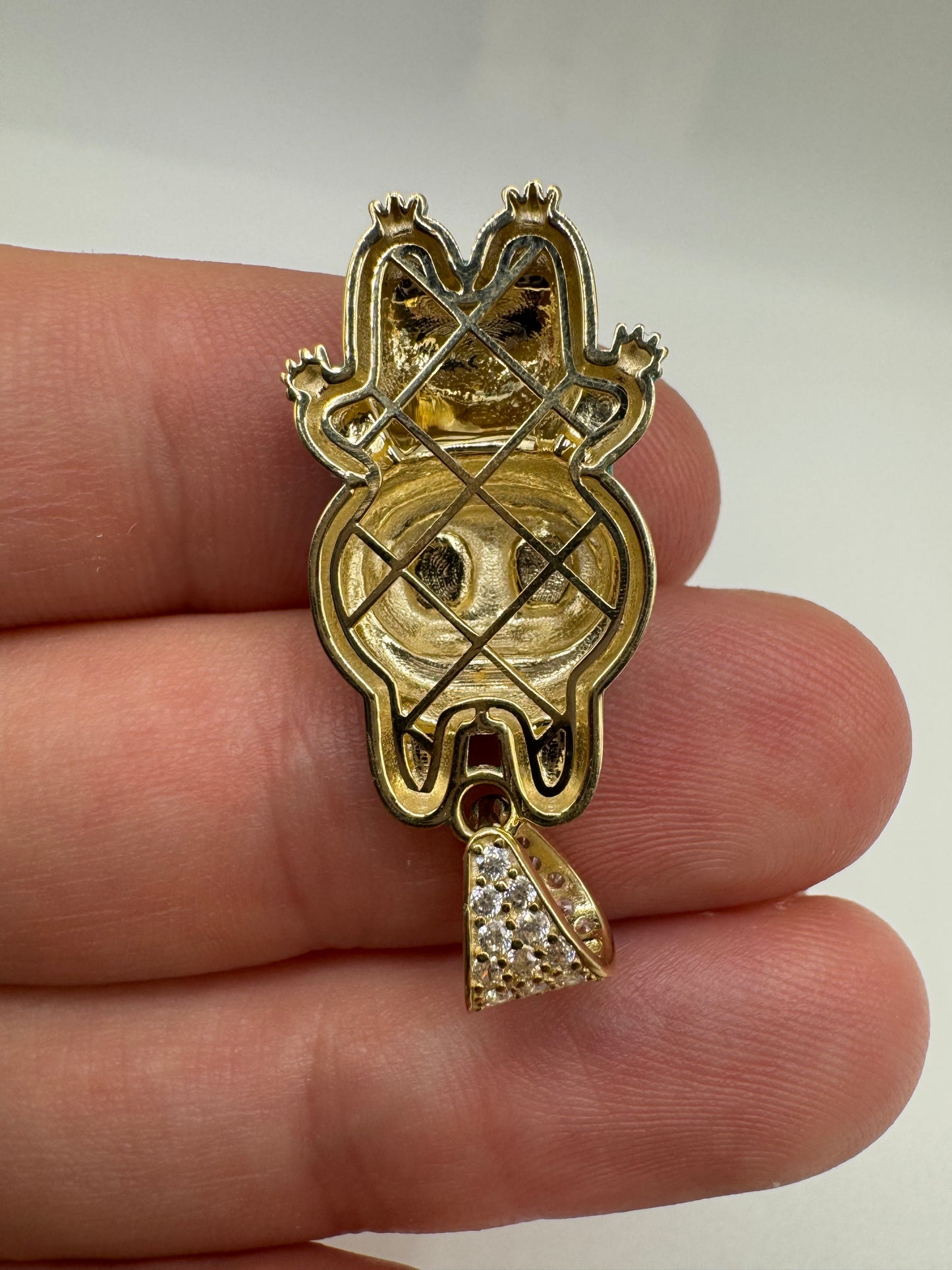9ct gold 25mm enamelled character pendant