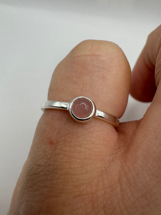 Silver quartz ring