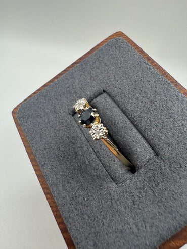 9ct gold sapphire and diamond ring