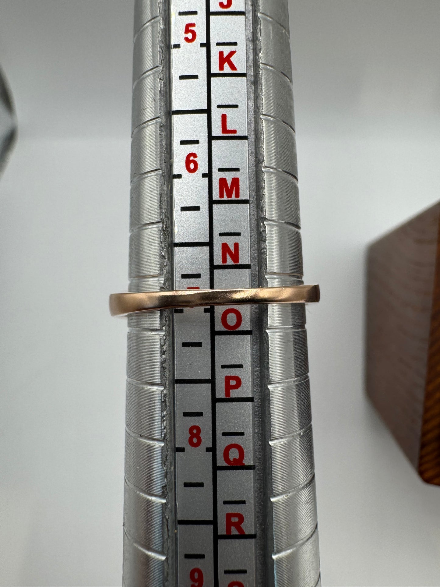 9ct gold amethyst and zircon ring