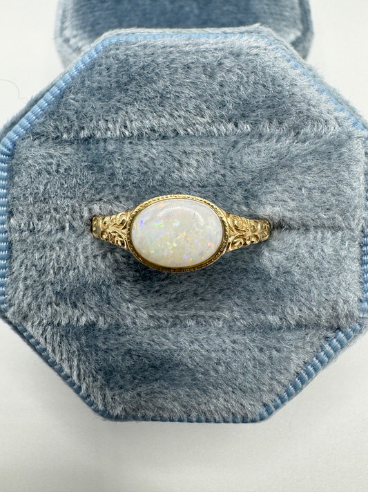 9ct gold engraved opal ring