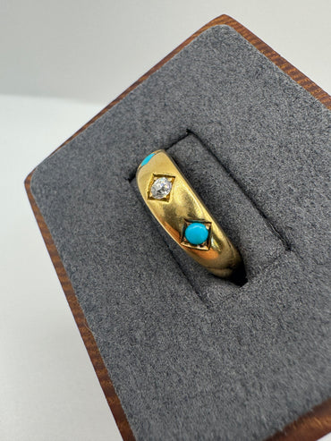 Heavy Antique 18ct gold turquoise and diamond gypsy ring