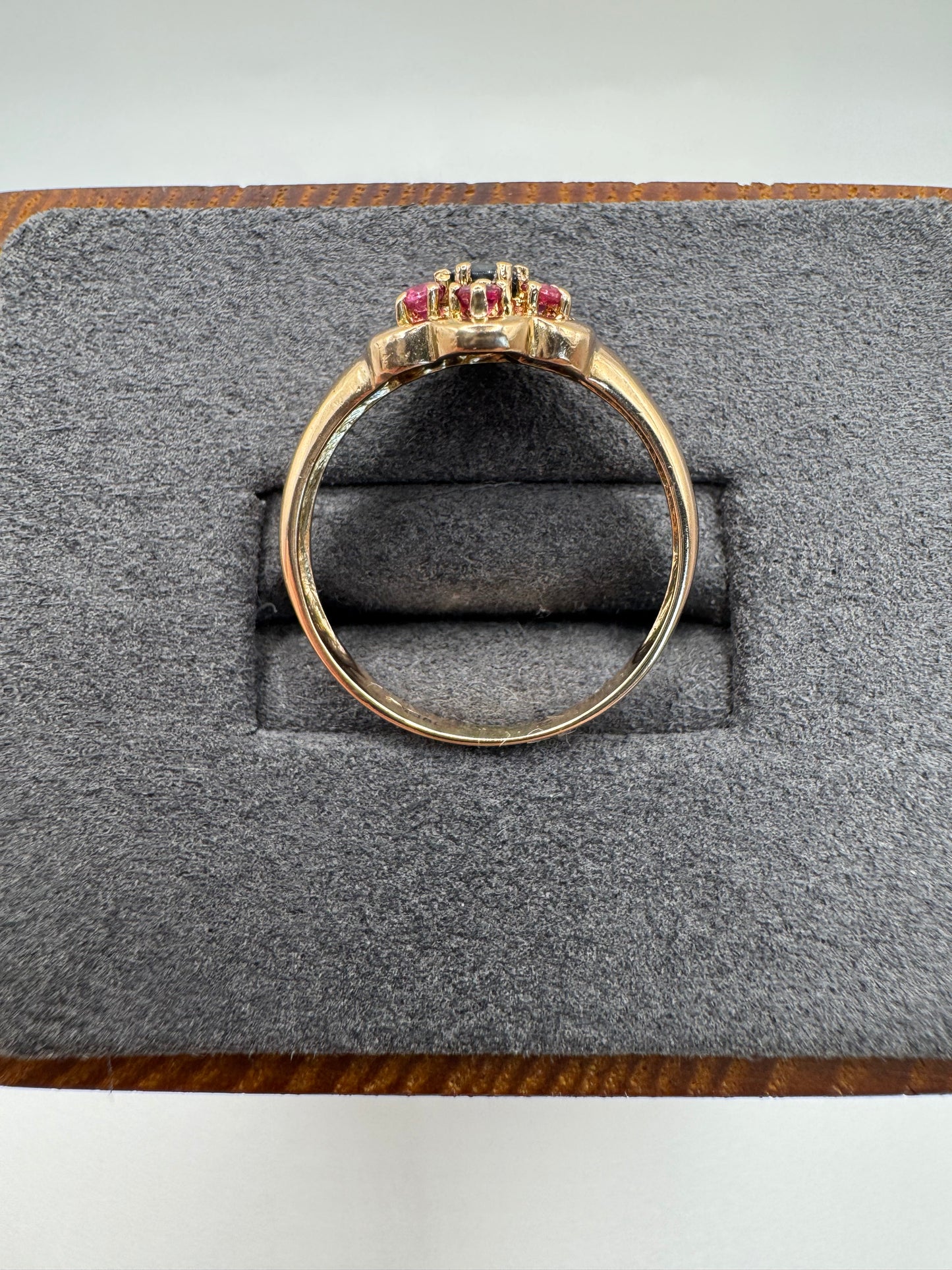 9ct gold sapphire and ruby cluster ring