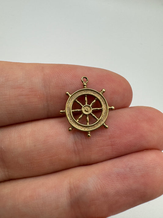 9ct gold ships wheel pendant