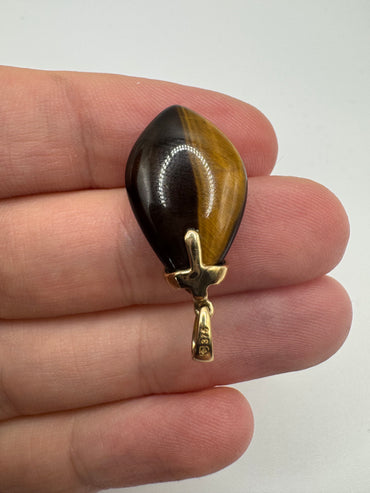 9ct gold tigers eye pendant