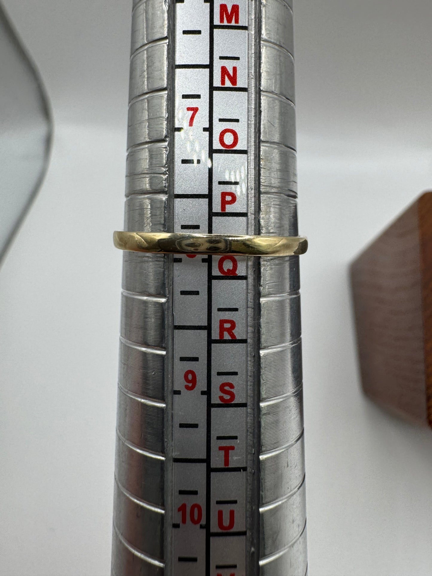 9ct gold pink topaz ring