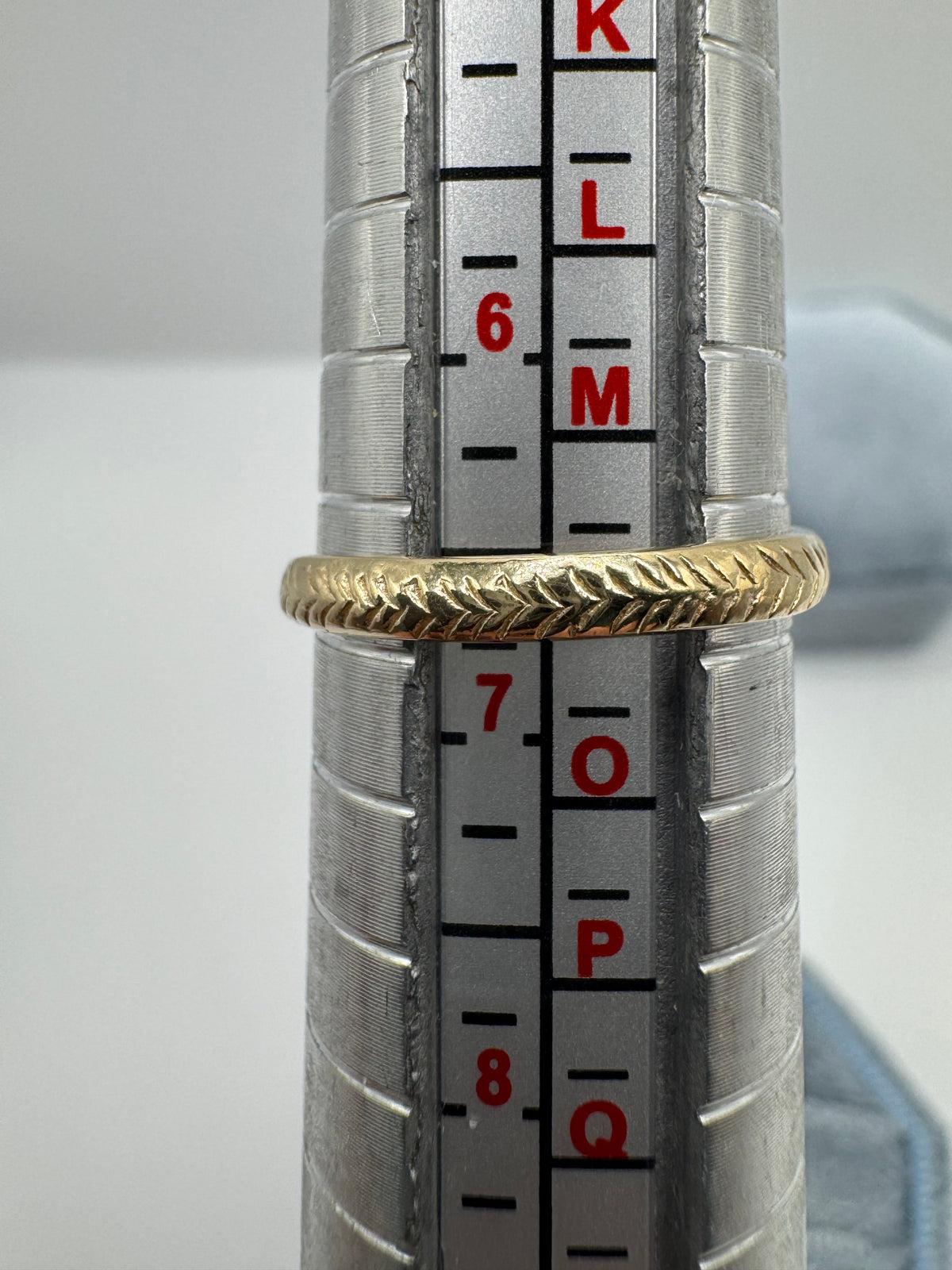 9ct gold snake ring