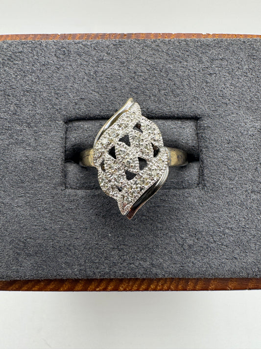 9ct gold diamond cluster ring
