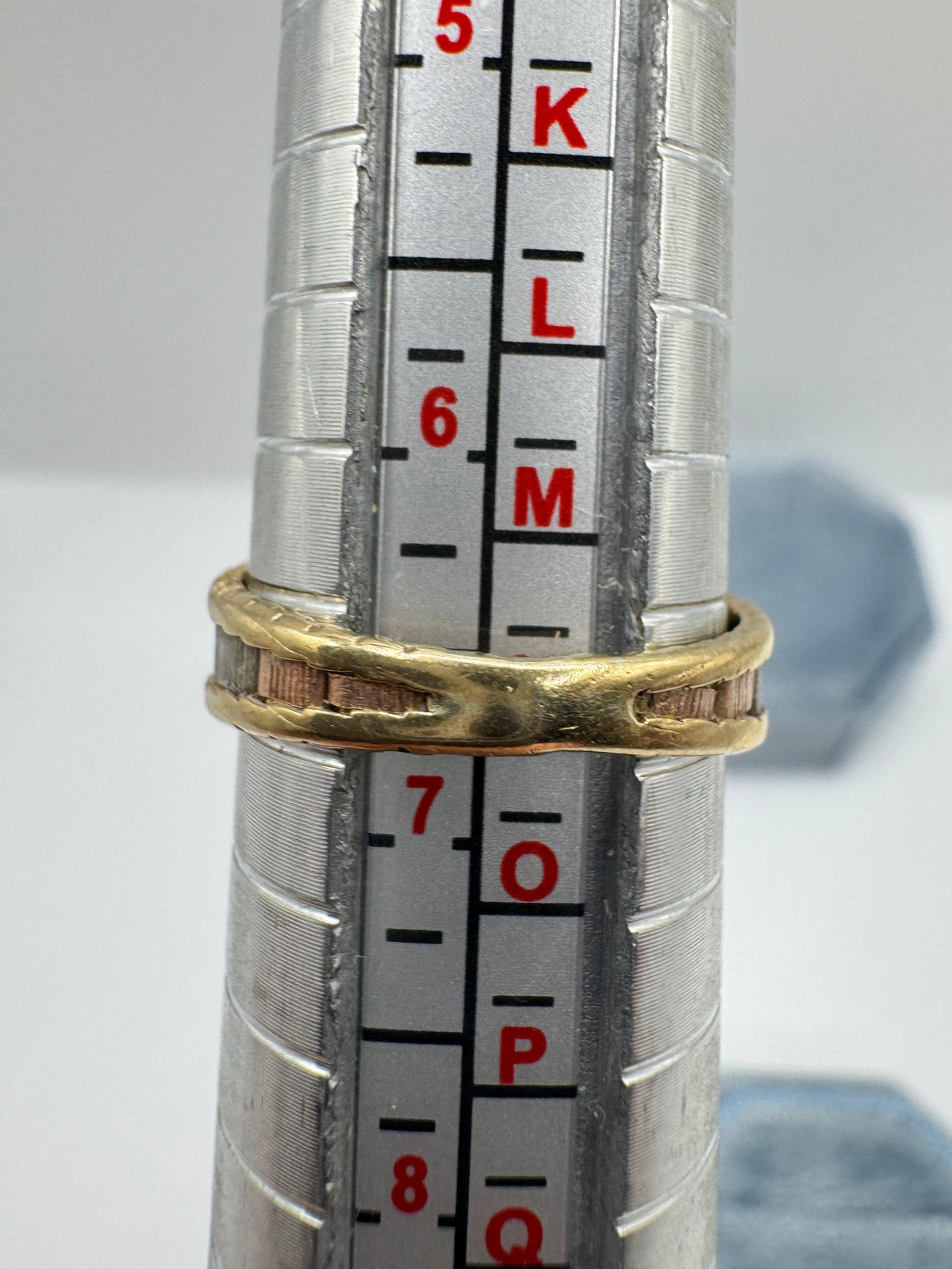 9ct tri-gold ring