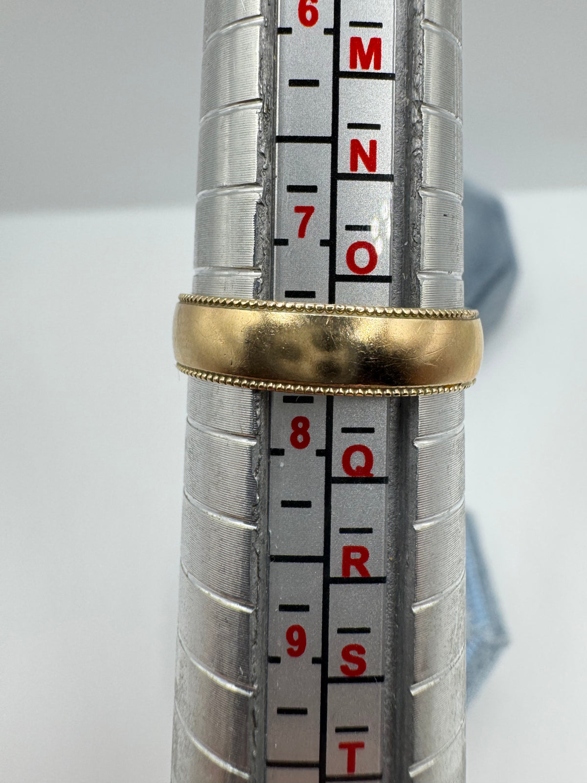 9ct gold band