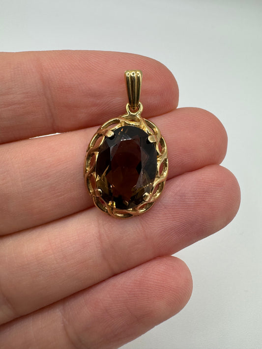 9ct gold smokey quartz pendant