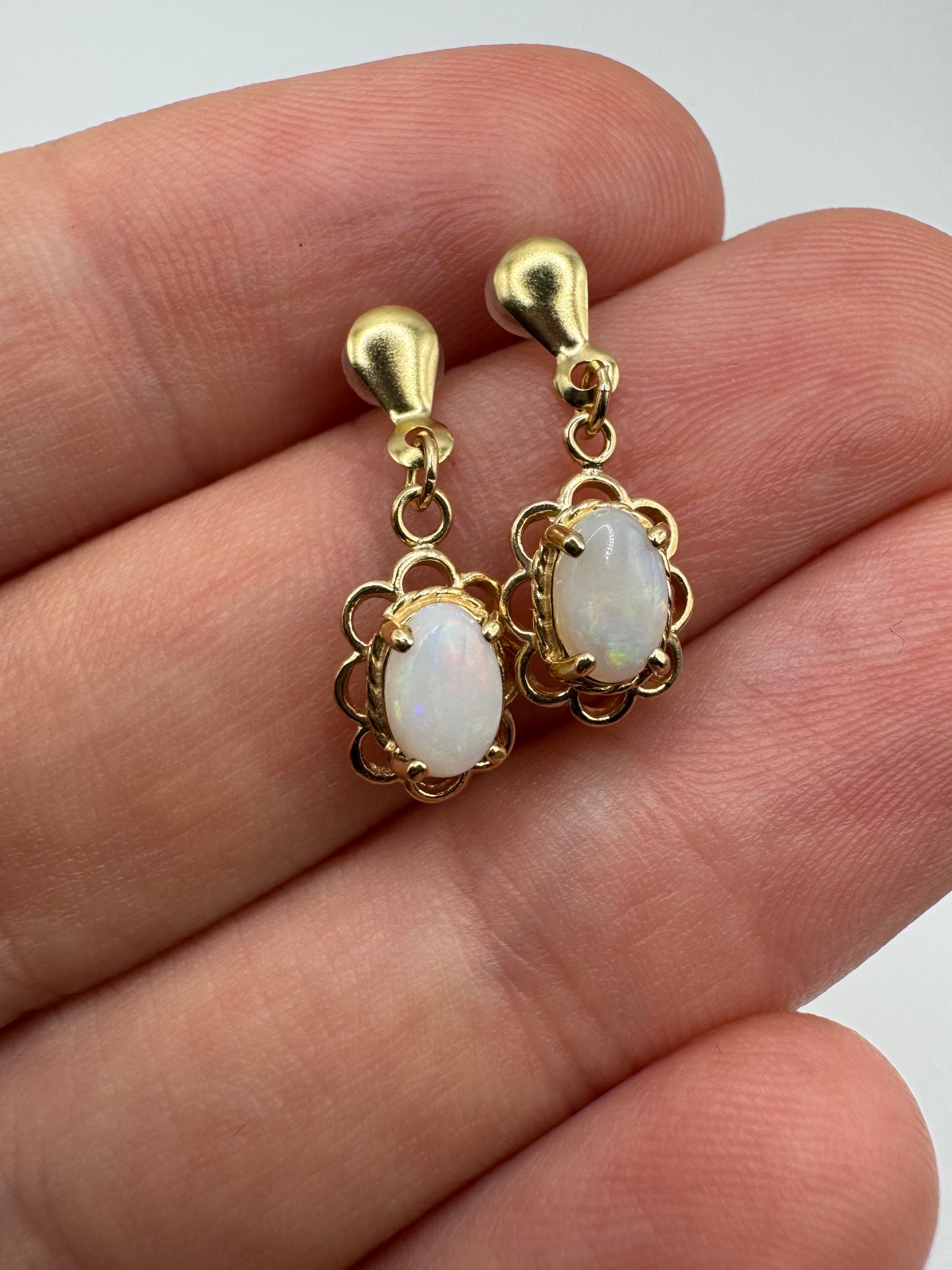 9ct gold opal earrings