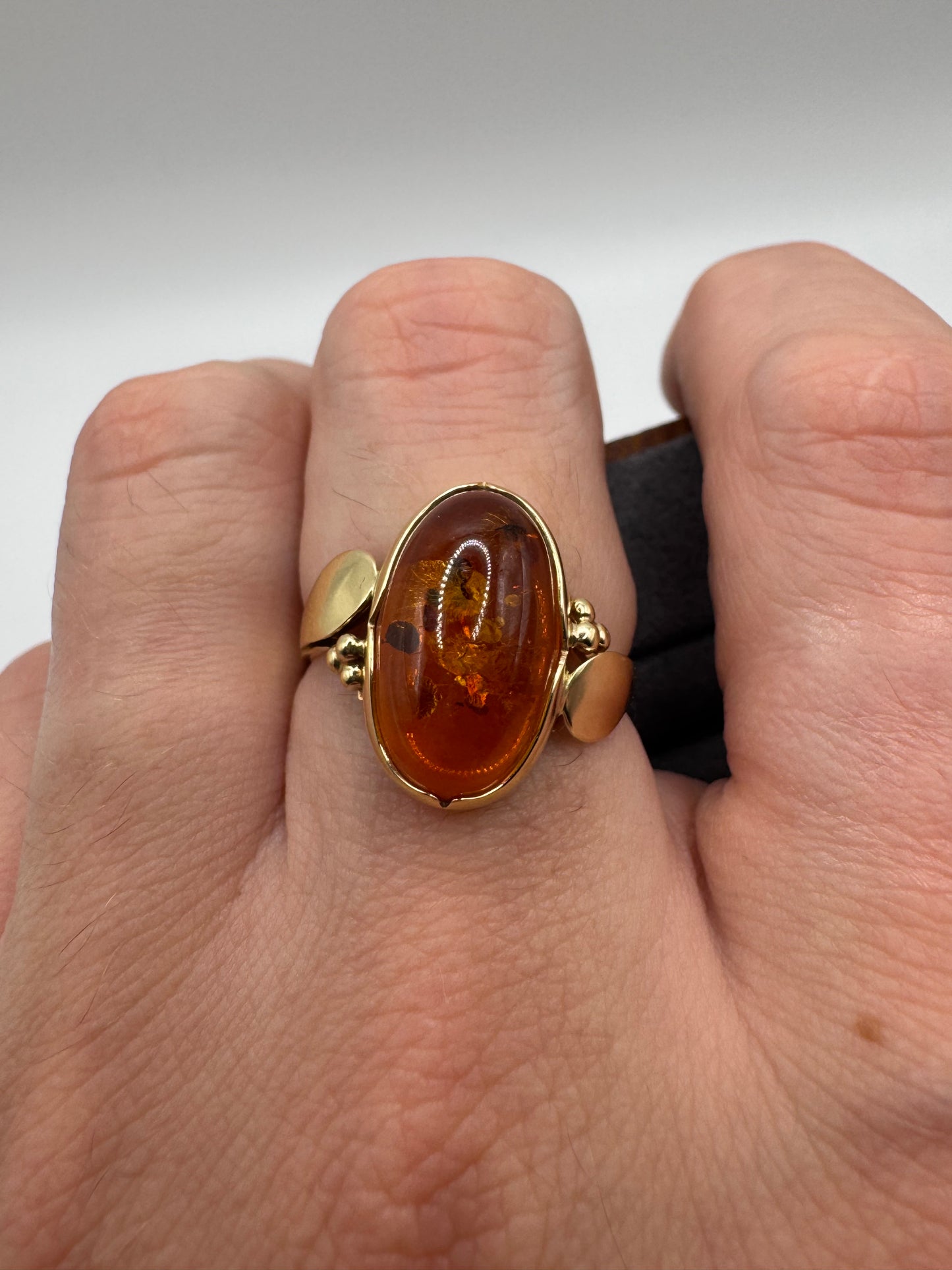 14ct gold amber ring