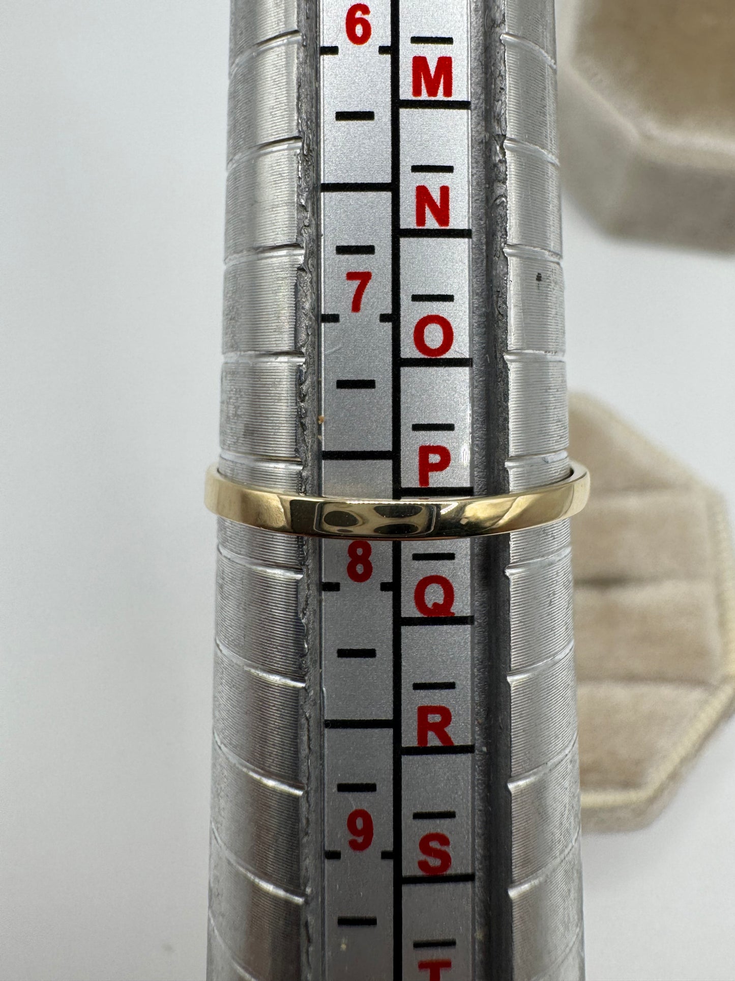 9ct gold sapphire heart signet ring