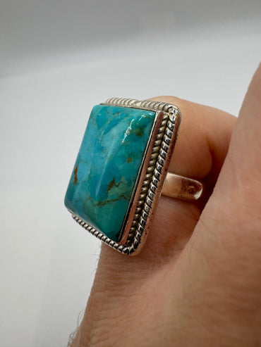 Silver gemstone ring