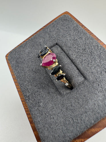 9ct gold ruby and sapphire ring