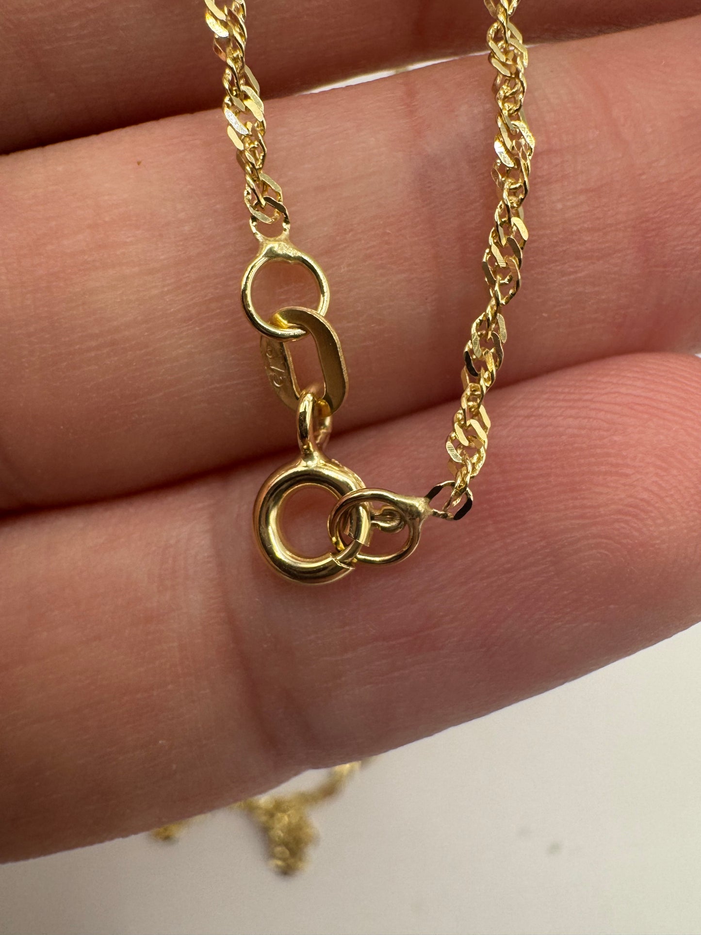 9ct gold Singapore chain 42