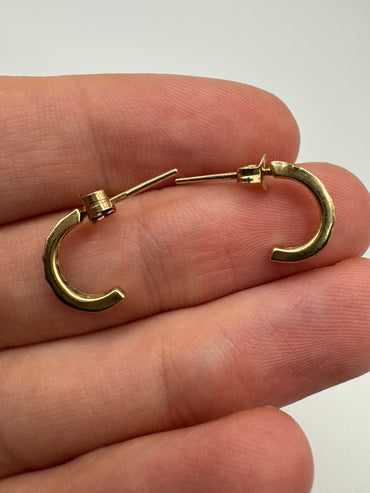 9ct gold ruby earrings