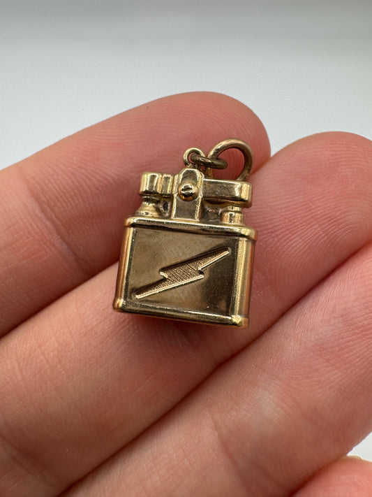 9ct gold cigarette lighter charm