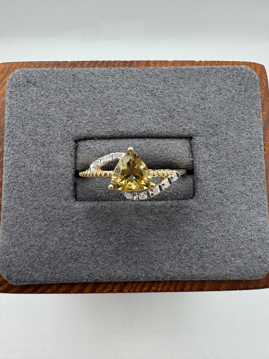 9ct gold citrine and diamond ring