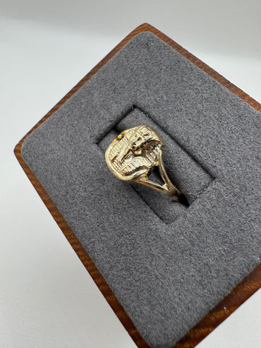 9ct gold tutenkhamun ring