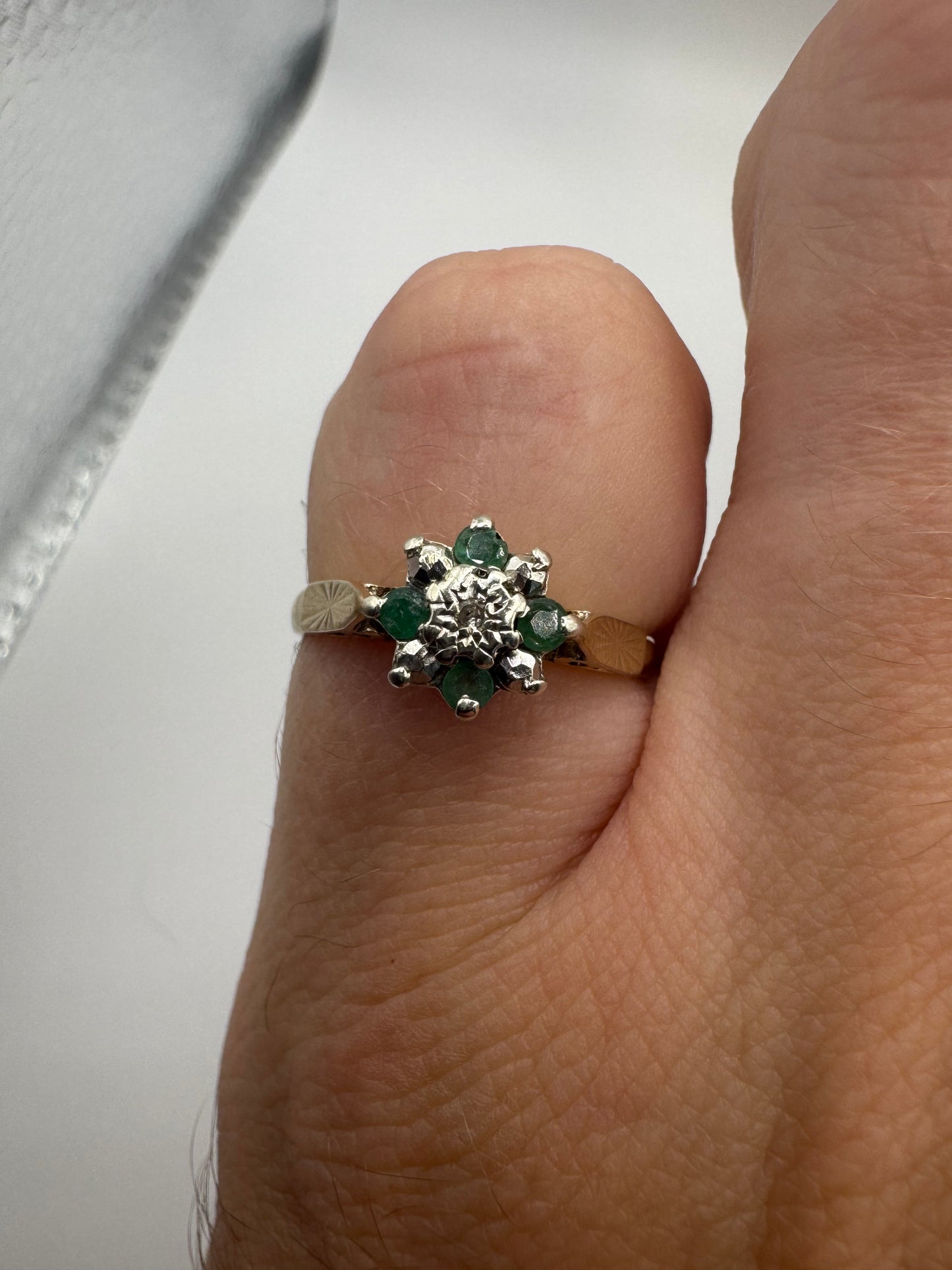 9ct gold emerald and diamond ring
