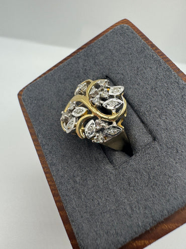 Heavy 9ct gold diamond cluster ring